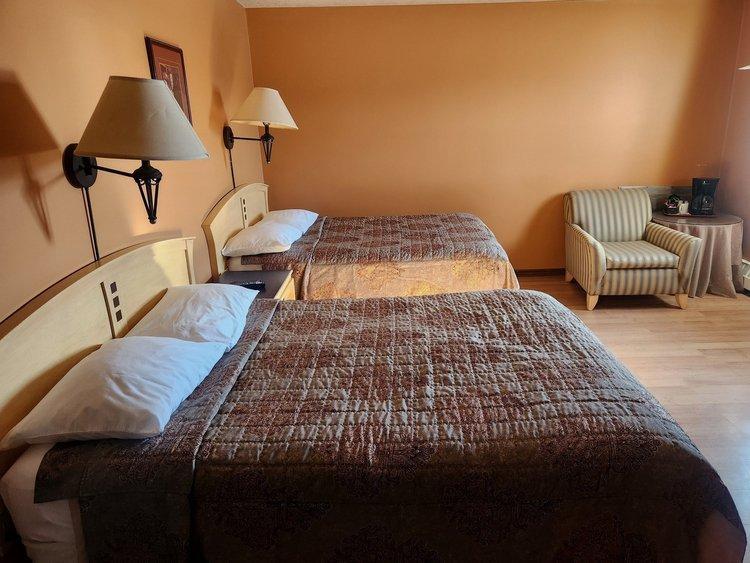 Hardisty Motel Экстерьер фото